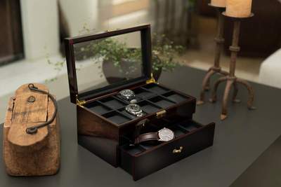 gramiibeau Uhrenrolle Uhrenbox 3 Uhren Schwarz, PU Leder Tragbare  Zylindrische Uhren-Aufbewahrungsbox mit Samt-Innenfutter, Uhrengehäuse für  Männer und Frauen, 23x10x7.5 CM : : Fashion